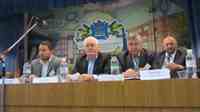 У президії конференції (зліва направо): Олексій ГУБАНОВ,  Петро САБЛУК, Микола КЛИМЕНКО та Володимир ПАВЛОВ