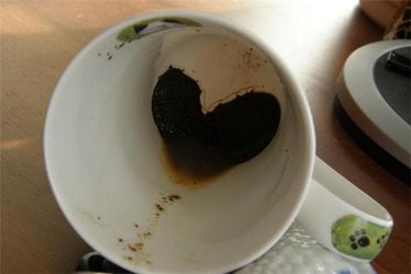 Як можна використати кавову гущу, якщо ви не займаєтеся ворожінням