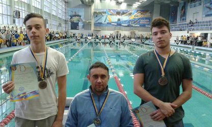 Особливі спортсмени вибороли призові місця на чемпіонаті України з плавання