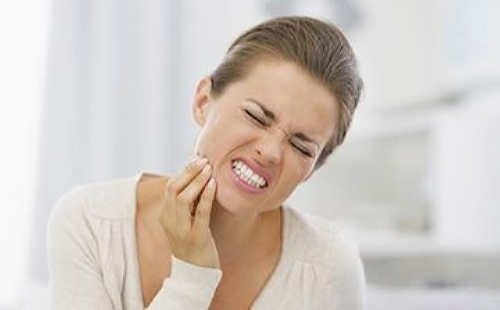 Три проблеми, які можуть «маскуватися» під зубним болем