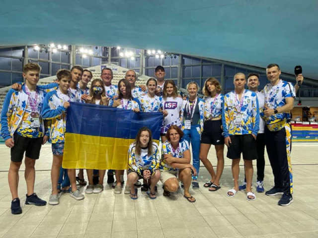Рівненські плавці взяли участь у перших всесвітніх учнівських спортивних іграх U15