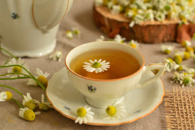 5 переваг ромашкового чаю, які поліпшать ваше здоров’я