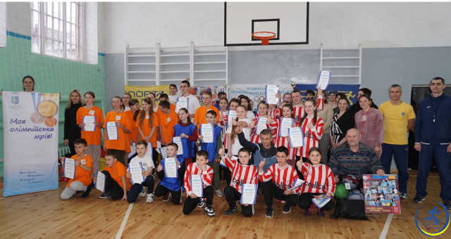 Дитячо-юнацькі спортивні школи Рівненщини отримали підтримку від НОК України