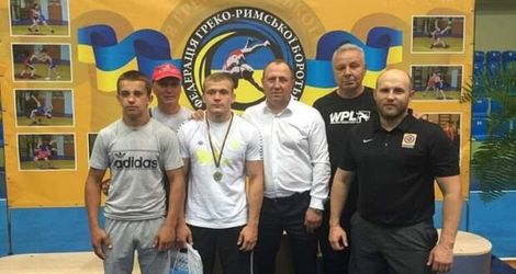 Рівненські спортсмени здобули золото та бронзу на всеукраїнських змаганнях з греко-римської боротьби
