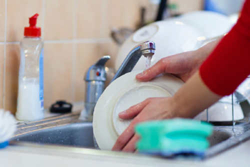 Як зробити засіб для миття посуду, умивальника і ванни БЕЗ ХІМІЇ
