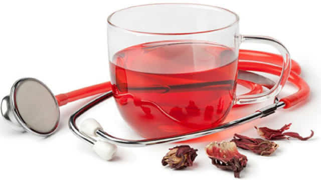 Як гарячий та холодний чай каркаде впливає на ваш тиск?
