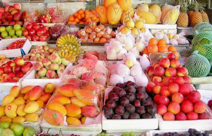 Експерти пояснили, чому не варто купувати уцінені овочі та фрукти