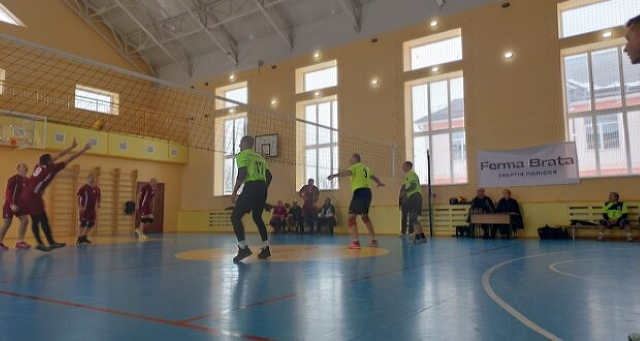 На Рівненщині відбувся 5-й тур чемпіонату Рівненщини з волейболу серед ветеранів