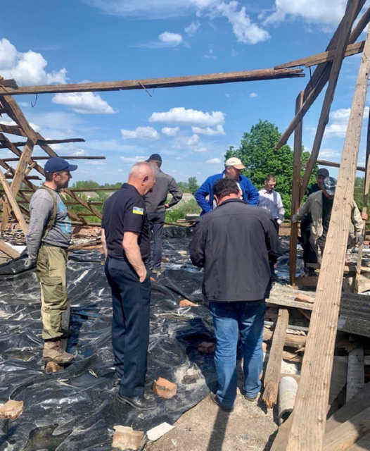 Рівненщина допомагає Чернігівщині відбудовувати зруйновані будівлі