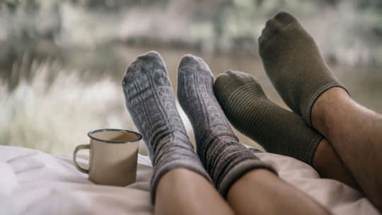 Навіщо надягати шкарпетки перед сном?