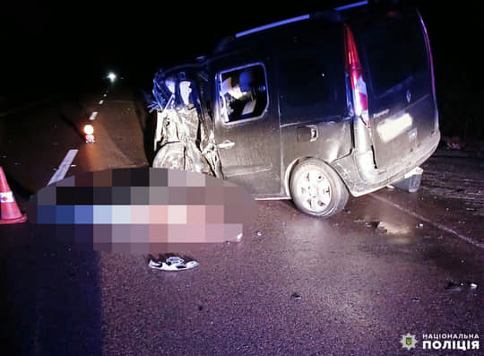 ДТП на Рокитнівщині: загинув водій фургона
