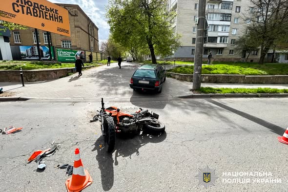У Рівному внаслідок ДТП травмувався неповнолітній мотоцикліст